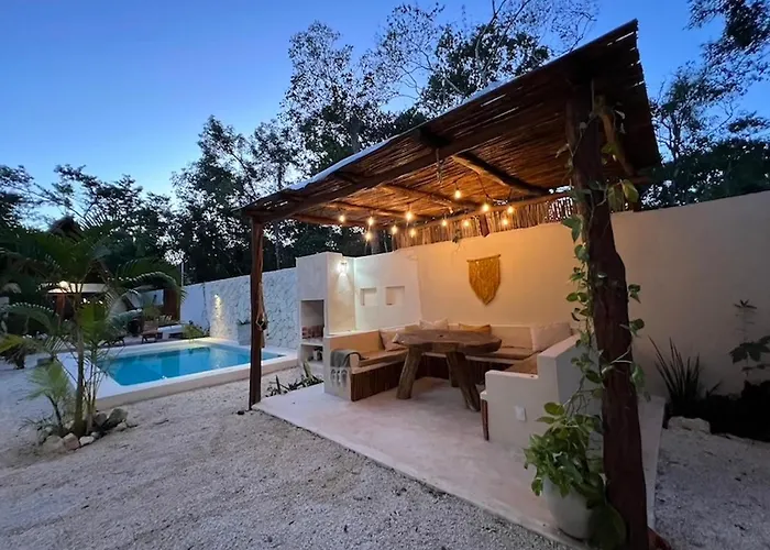 Tzunum Jade Lodge