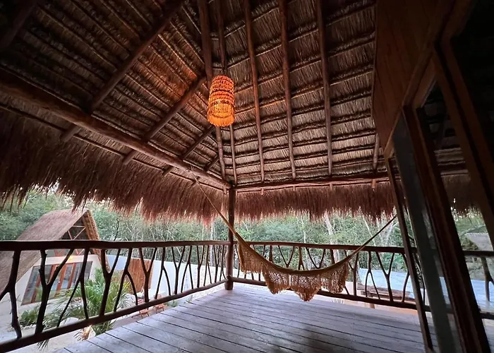 Lodge Tzunum Jade Tulum
