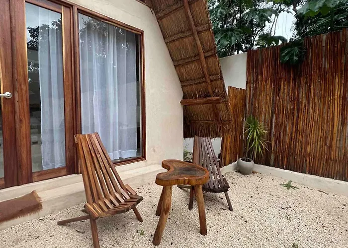 Lodge Tzunum Jade Tulum