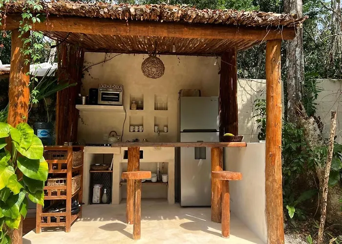 Tzunum Jade Lodge *