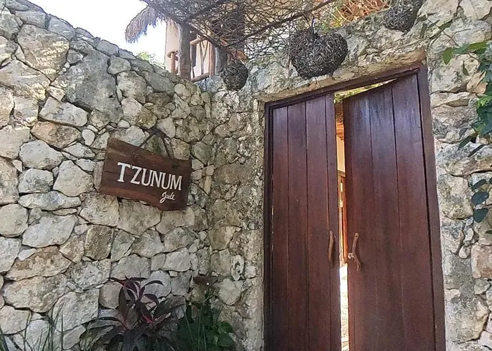 Tzunum Jade Lodge