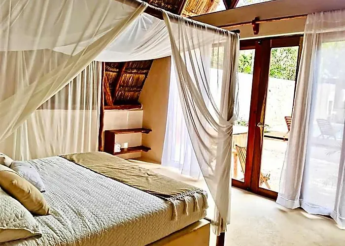 Lodge Tzunum Jade Tulum