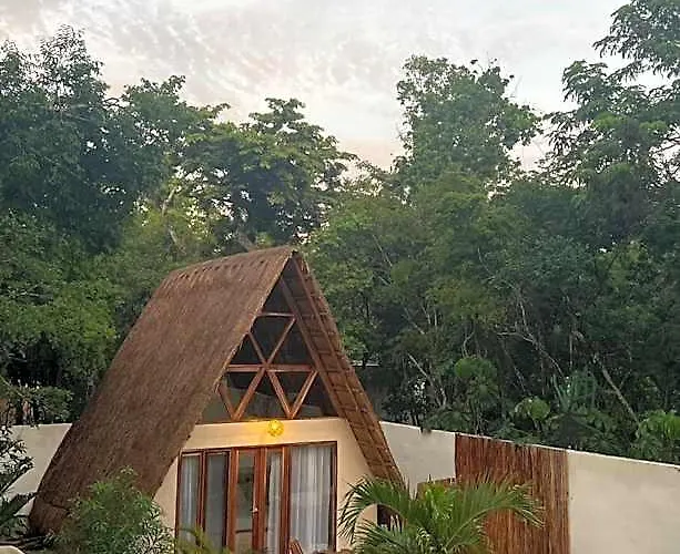 Lodge Tzunum Jade Tulum